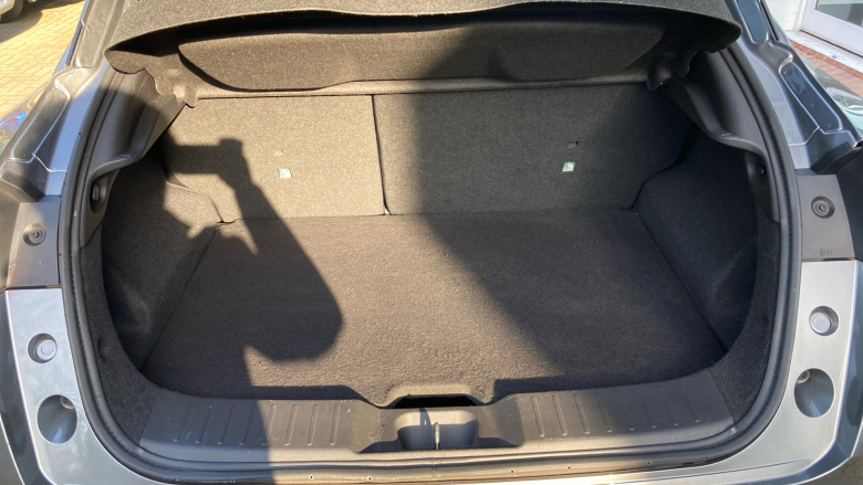 Nissan Juke 1.0 DiG-T 114 N-Connecta 5dr DCT Petrol Hatchback